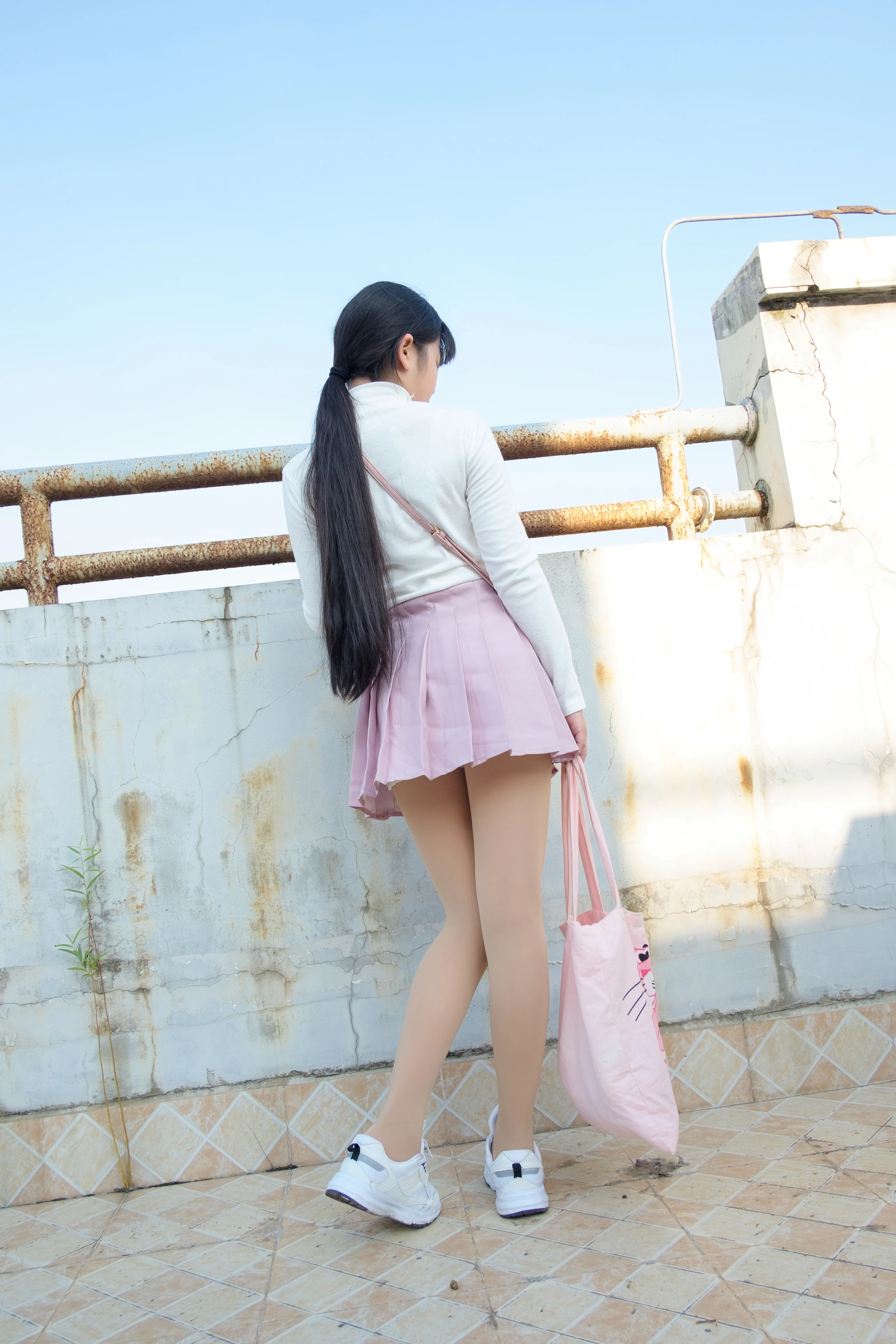 森萝财团 R15-038 [96P]插图7